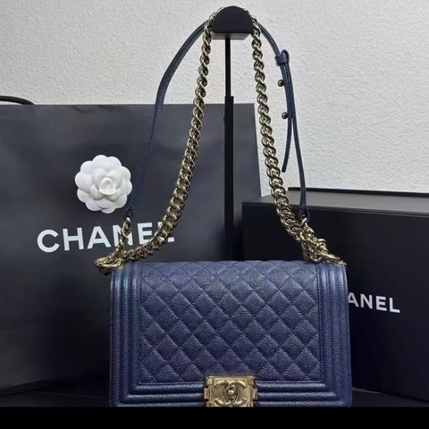 Chanel海軍藍中號leboy淡金扣荔枝皮肩背斜背包25*15*9 9新配件塵袋保卡