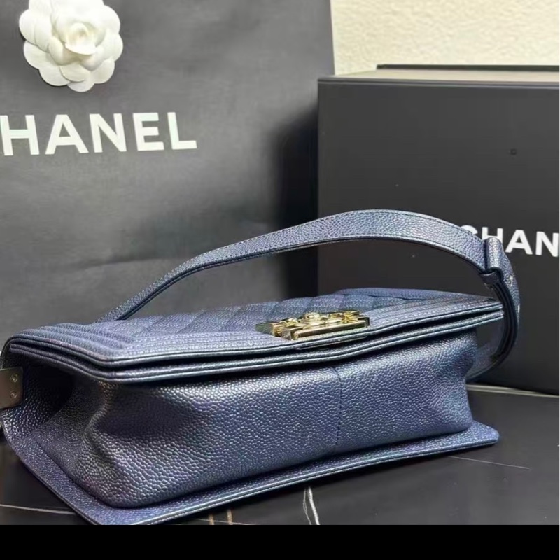 Chanel海軍藍中號leboy淡金扣荔枝皮肩背斜背包25*15*9 9新配件塵袋保卡-4