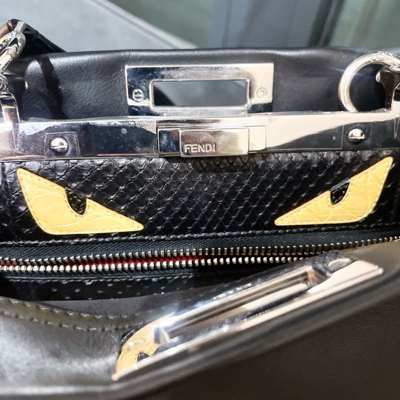 Fendi 黑色peekaboo肩背手提包34*13*25 98新配件塵袋-2