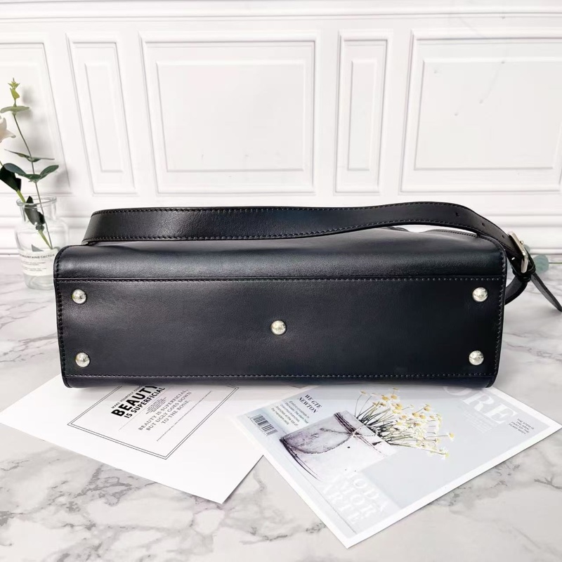 Fendi 黑色peekaboo肩背手提包34*13*25 98新配件塵袋-5