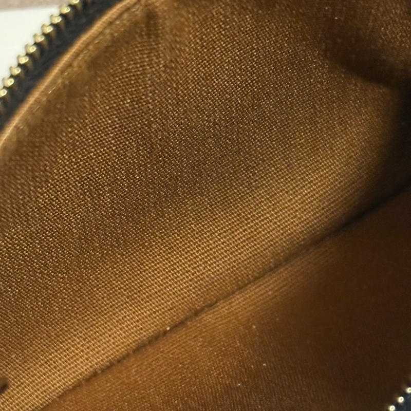 Celine 鑰匙零錢包-3