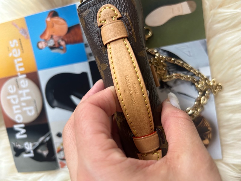 LV mini 郵差包-4
