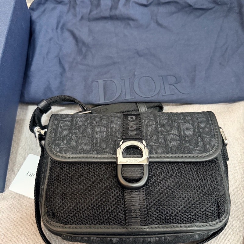 dior men’s messenger bag-1