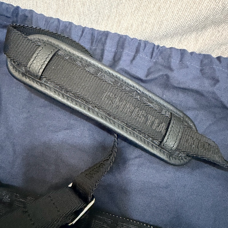 dior men’s messenger bag-2