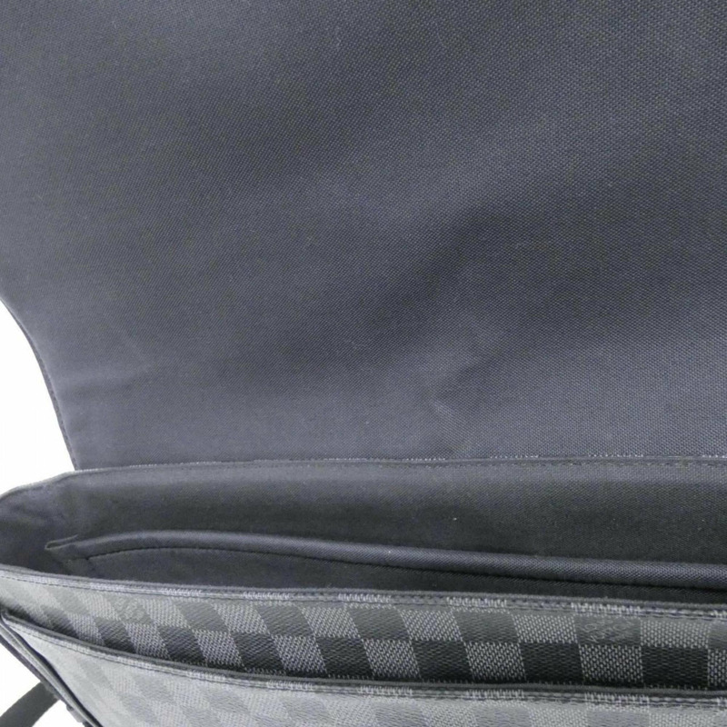 路易威登 Damier Graphite District GM N41271 肩包-6