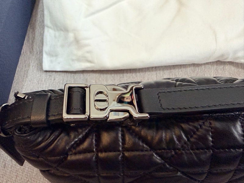 dior nomad 飯盒袋-2