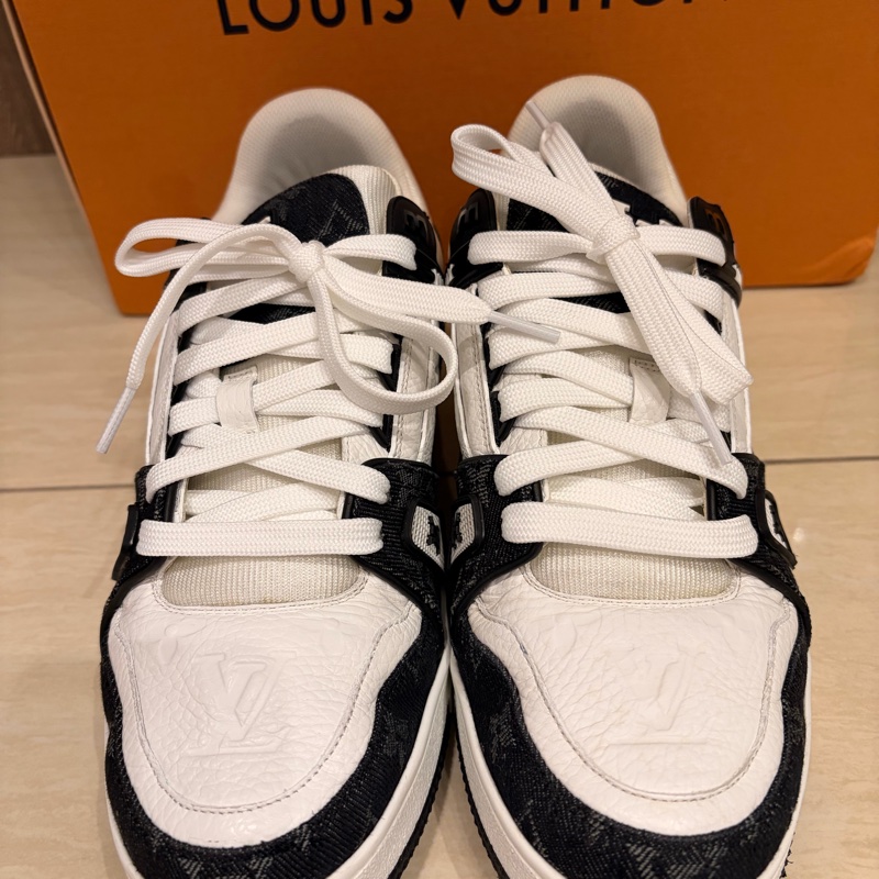 路易威登Louis Vuitton Traine 黑白牛仔/黑熊貓-0