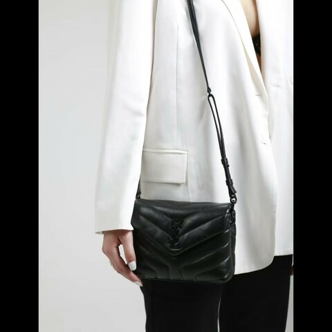 YSL SaintLaurent聖羅蘭 loulou 方胖子 so black 黑色字母logo