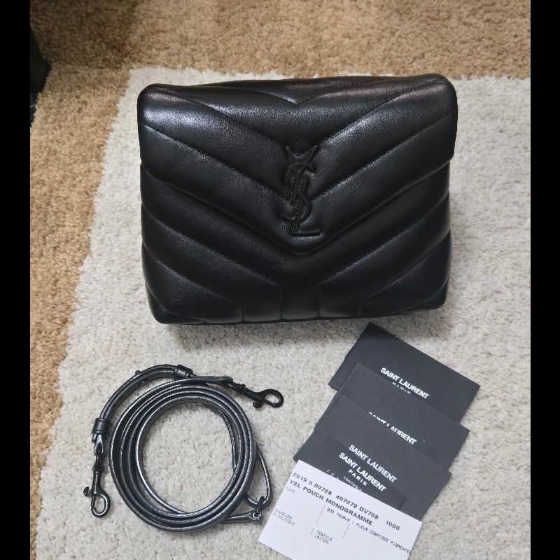 YSL SaintLaurent聖羅蘭 loulou 方胖子 so black 黑色字母logo-3