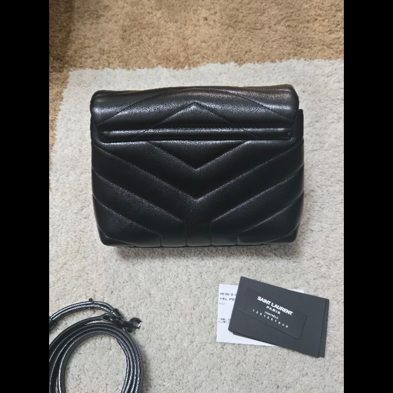 YSL SaintLaurent聖羅蘭 loulou 方胖子 so black 黑色字母logo-7