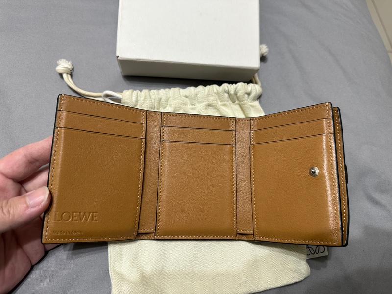 Loewe 三折短夾 綠色-3