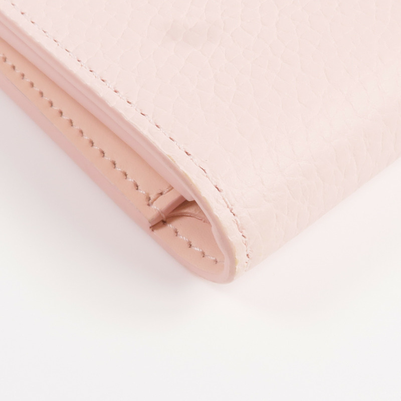 LOUIS VUITTON Taurillon皮革Capucines Compact Wallet金扣錢包-12