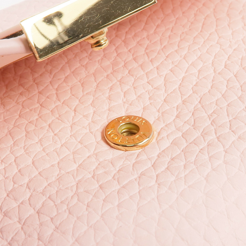 LOUIS VUITTON Taurillon皮革Capucines Compact Wallet金扣錢包-14