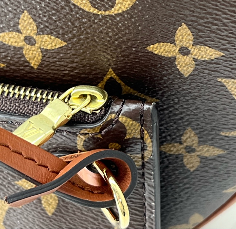 💗香緹國際精品💗 748 LV 月亮包 #M46311 Loop hobo 大號-10