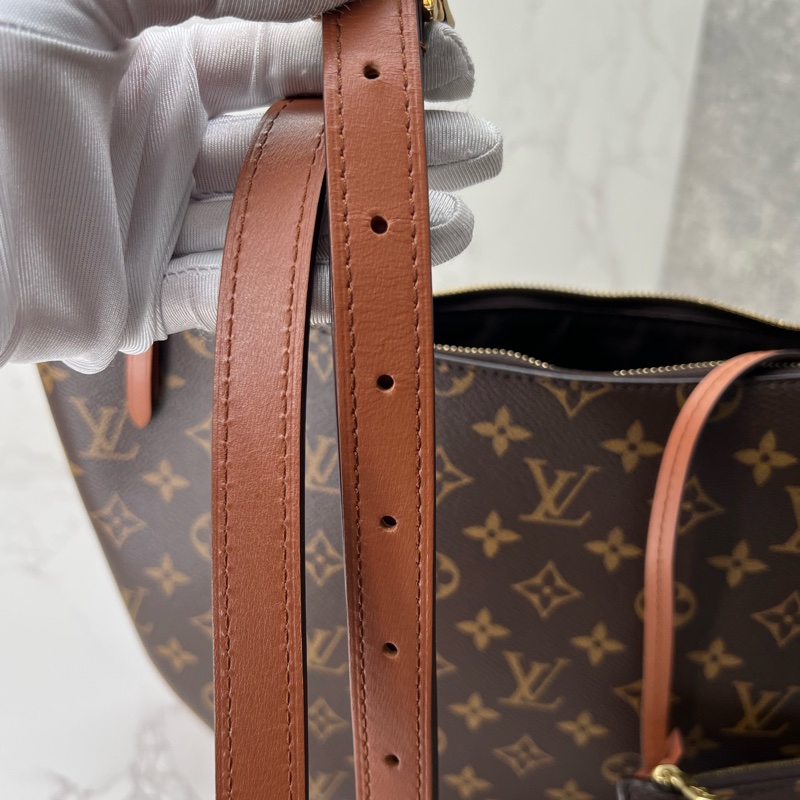 💗香緹國際精品💗 748 LV 月亮包 #M46311 Loop hobo 大號-19