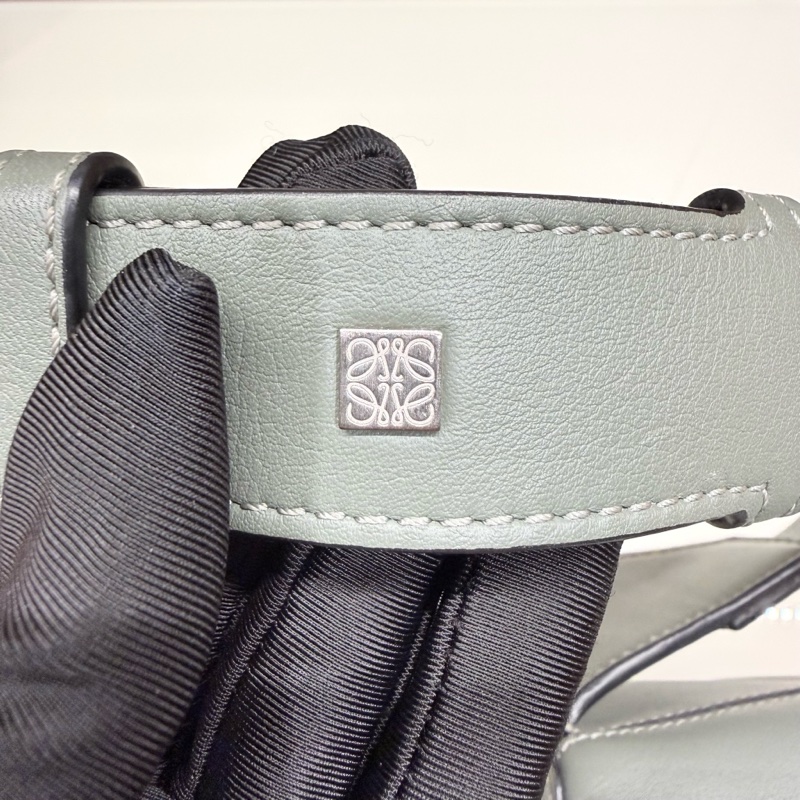 Loewe Mini Puzzle 胸包 98/99新閒置「Dark Sage」鼠尾草綠-16