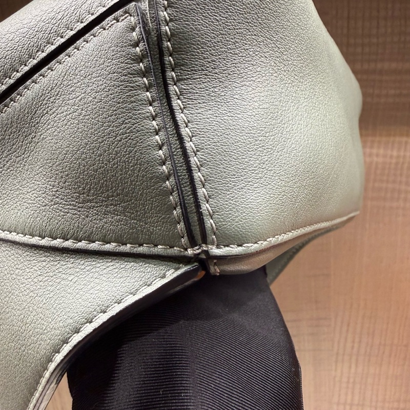 Loewe Mini Puzzle 胸包 98/99新閒置「Dark Sage」鼠尾草綠-33