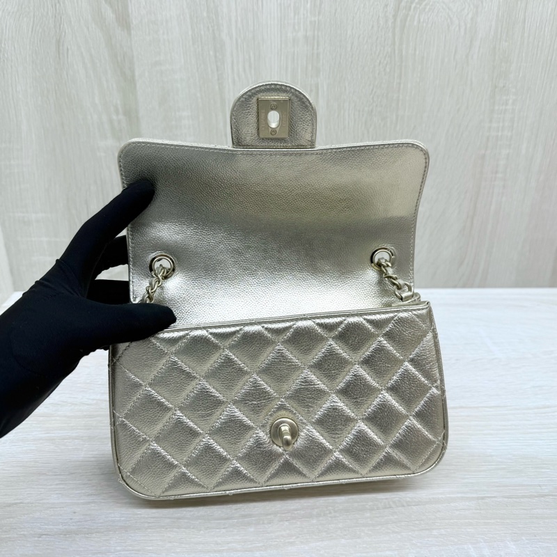 CHANEL金色荔枝牛皮雙C調節扣口蓋包AS5759-12