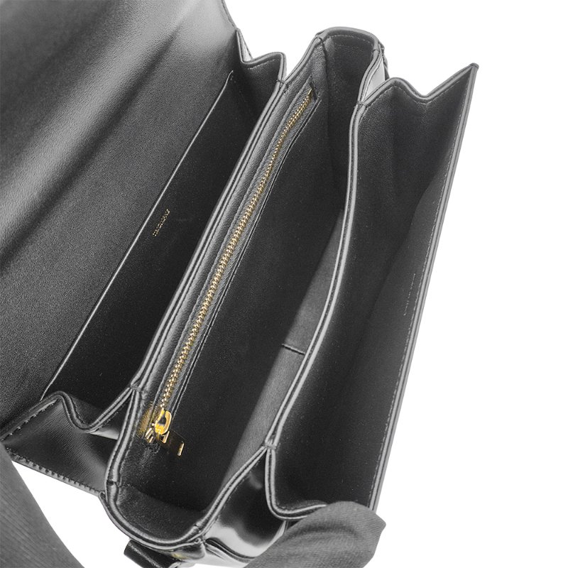 Celine 展示品 Triomphe 亮面牛皮中型肩背/斜背二用包(黑)-4