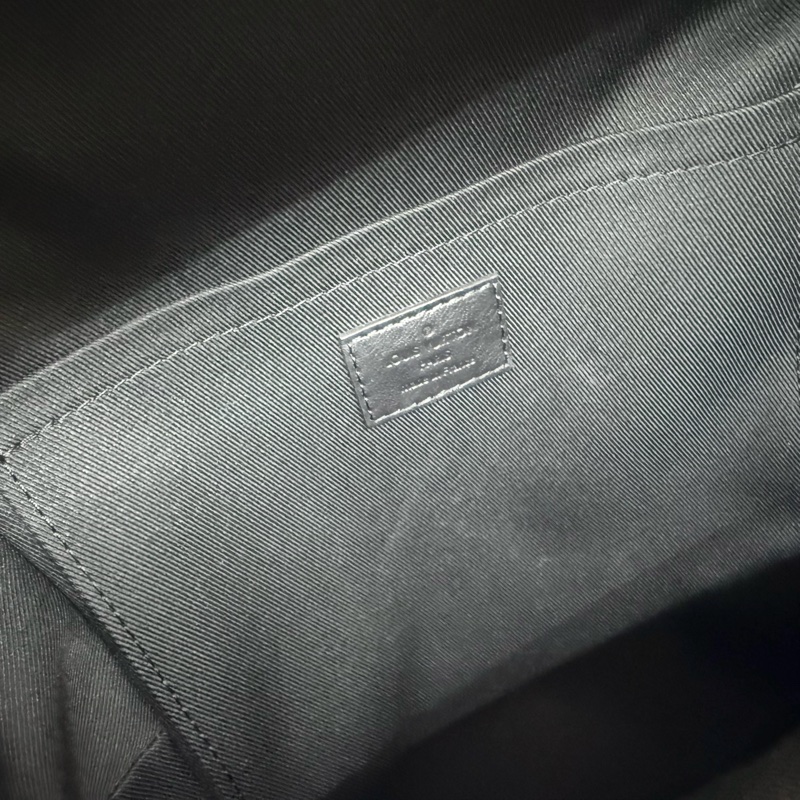 LV 老花Palm Spring PM後背包 M44871-9