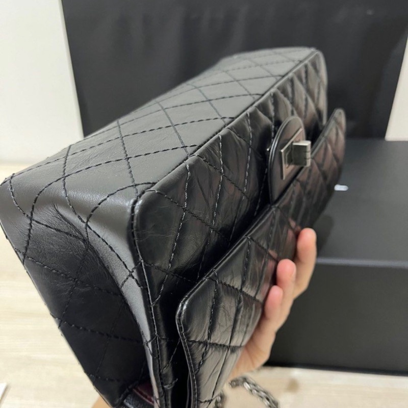 Chanel 2.55 24公分黑銀牛皮-2