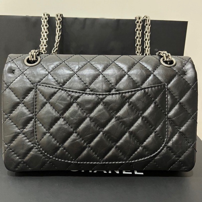 Chanel 2.55 24公分黑銀牛皮-6