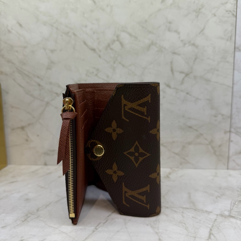 LV 老花拼咖三折短夾晶片-4