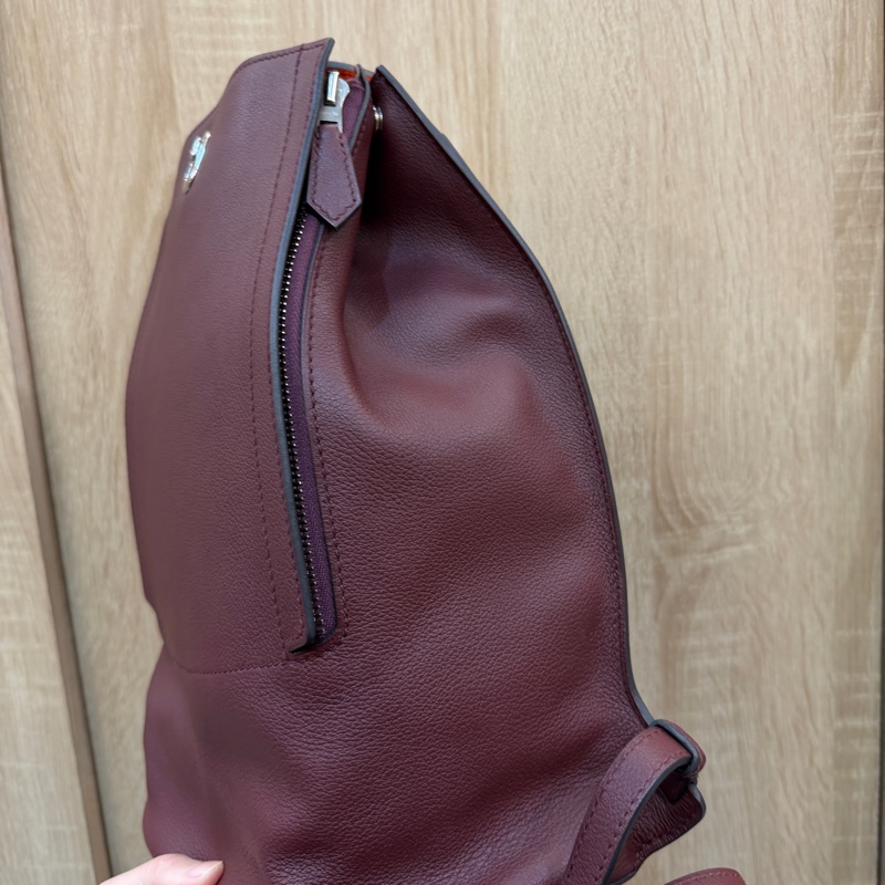 Hermes 酒紅Evercolor皮銀釦GR24後背包-2