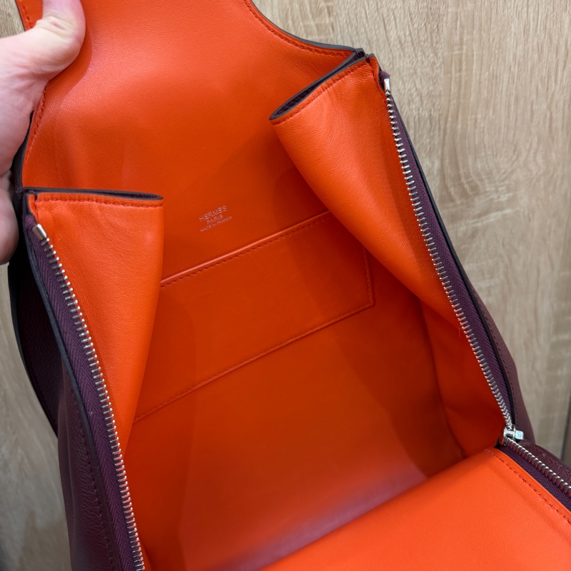 Hermes 酒紅Evercolor皮銀釦GR24後背包-9