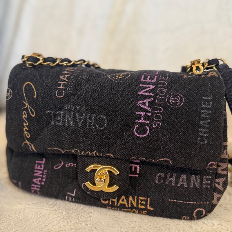 Chanel 香奈兒塗鴉牛仔 CF-5