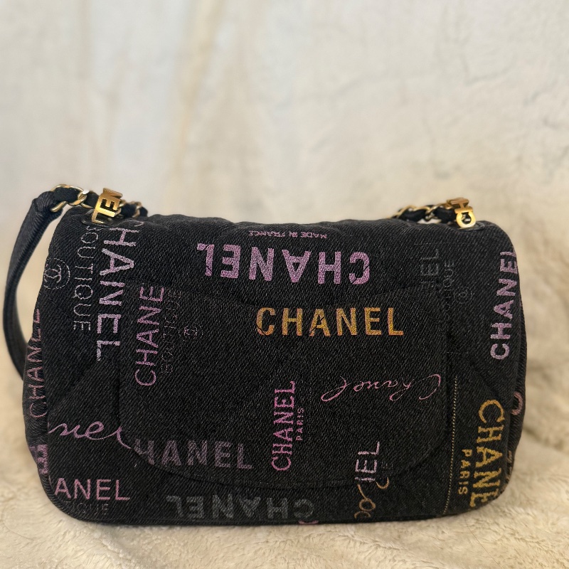 Chanel 香奈兒塗鴉牛仔 CF-6