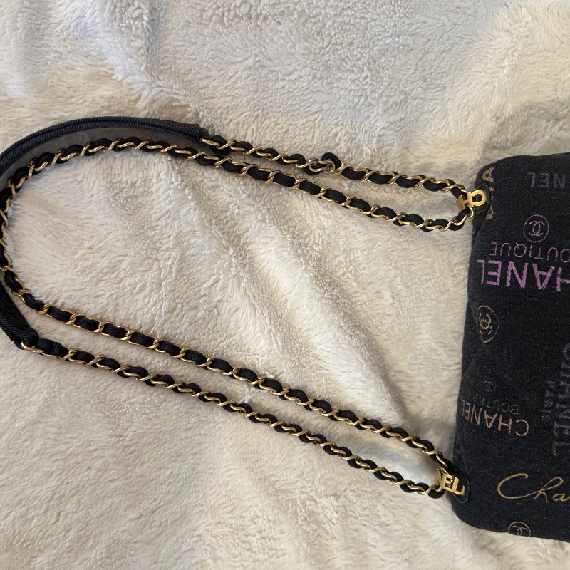 Chanel 香奈兒塗鴉牛仔 CF-11