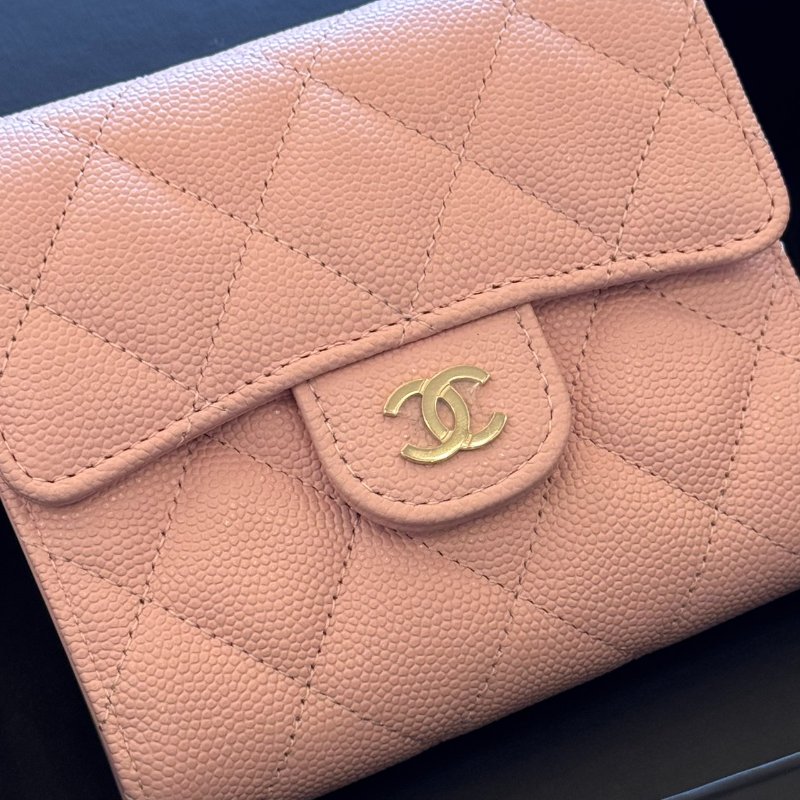 *SHIHNA名牌精品* CHANEL 粉色 荔枝牛皮三折短夾-1