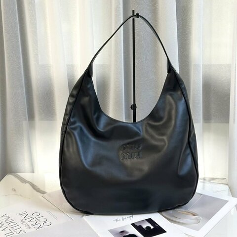 Miu Miu Hobo bag - 黑