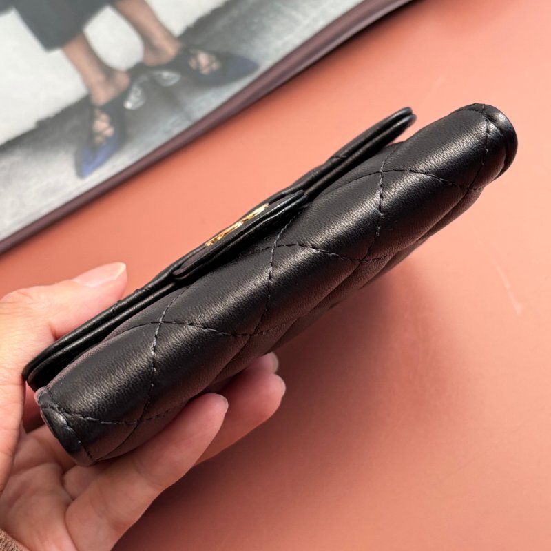 ::CHANEL:: AP0214 經典口蓋卡片夾 黑金零錢卡包 錢包-6