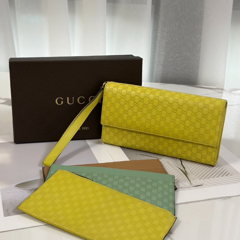 GUCCI 雙G壓紋四合一手拿包-0
