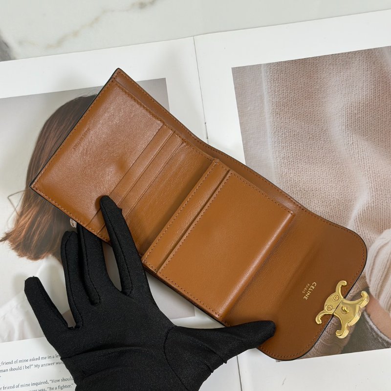 CELINE Triomphe凱旋釦老花三折短夾-3