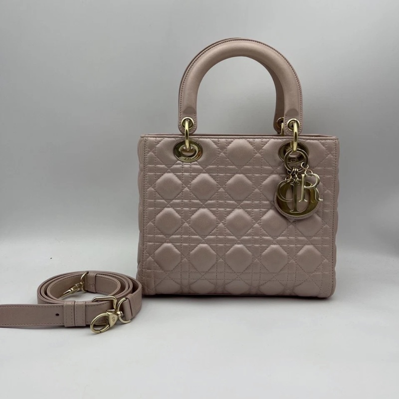 Dior 迪奧珠光粉羊皮五格戴妃包 尺寸24*11*20，專櫃價46000-0