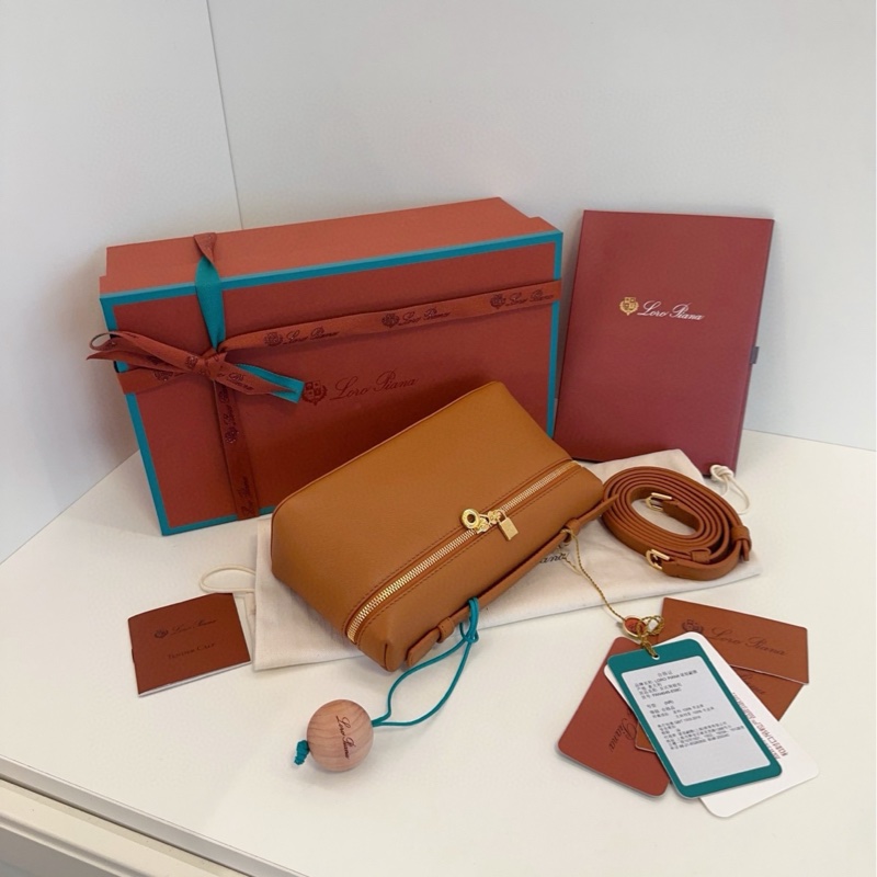 【閒置大全套🆕】LP Loro Piana Extra Pocket L19金棕色金扣飯盒包 二代新扣款 荔枝紋牛皮斜挎包手提包-4