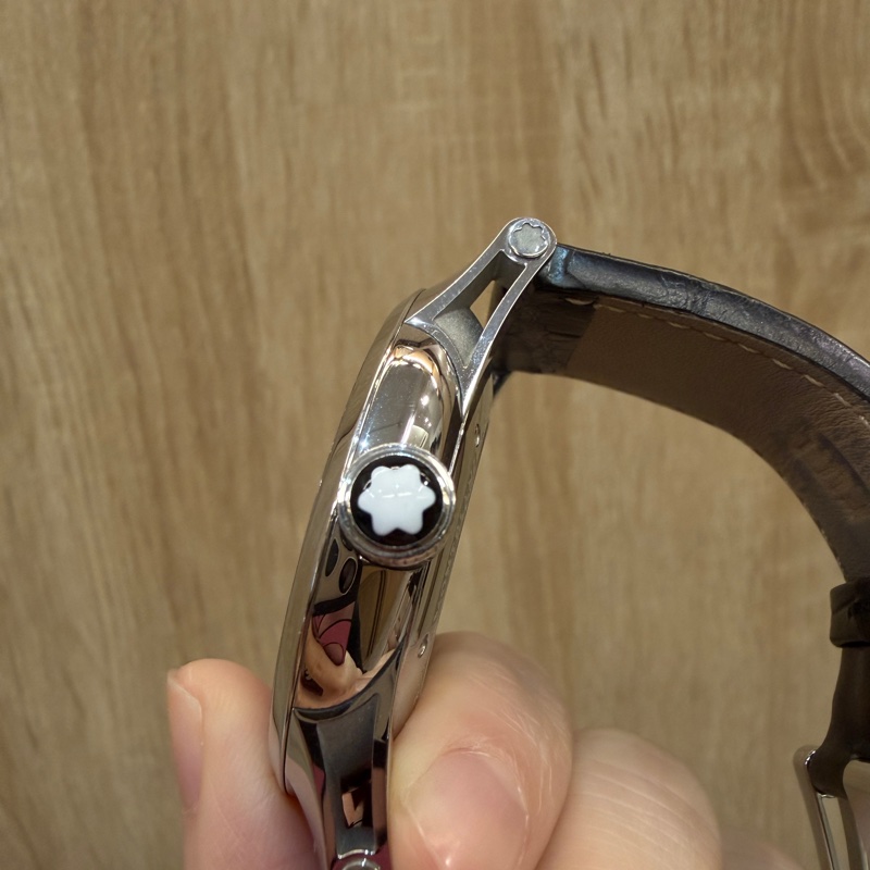 Momtblanc 精鋼放射黑面Time Walker機械腕錶MB110337-2