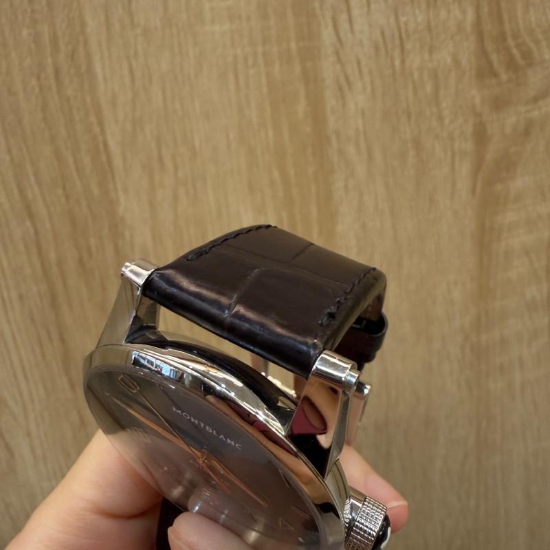 Momtblanc 精鋼放射黑面Time Walker機械腕錶MB110337-4