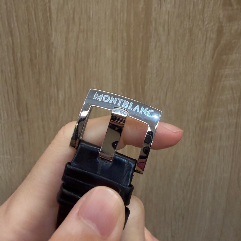 Momtblanc 精鋼放射黑面Time Walker機械腕錶MB110337-9