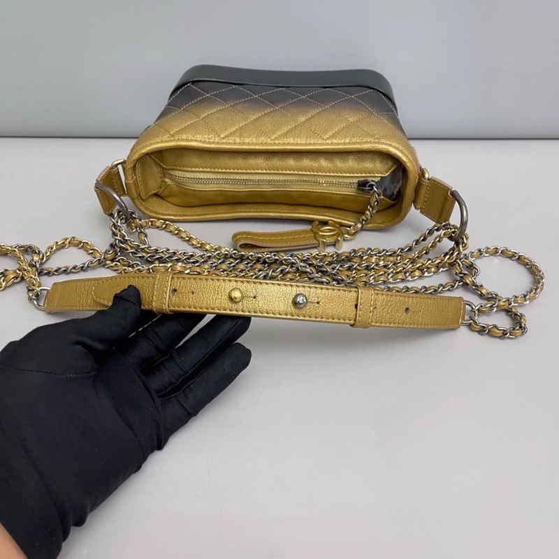 Chanel香奈兒 限量黑金漸變色荔枝紋小號流浪包-4