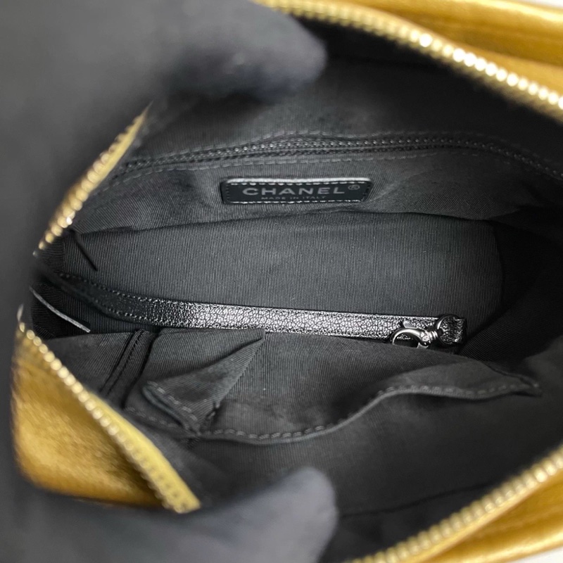 Chanel香奈兒 限量黑金漸變色荔枝紋小號流浪包-5