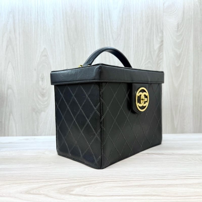 Chanel黑牛皮Vanitycase化妝箱A01620-3