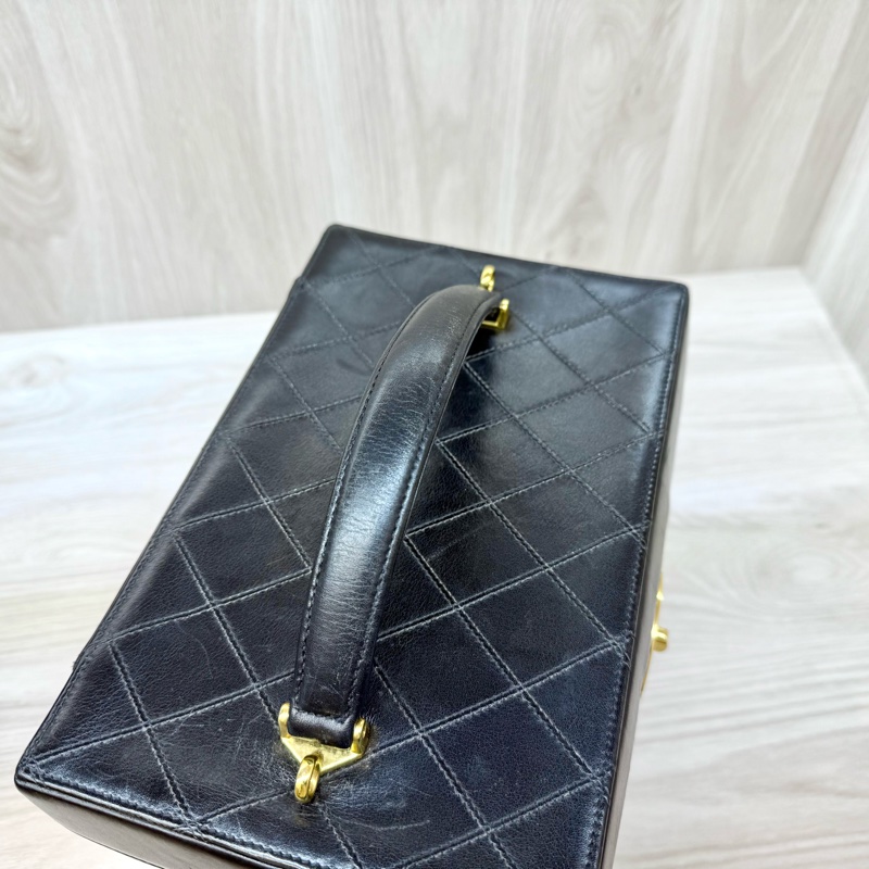 Chanel黑牛皮Vanitycase化妝箱A01620-9