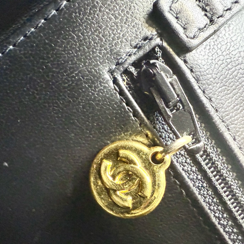 Chanel黑牛皮Vanitycase化妝箱A01620-24