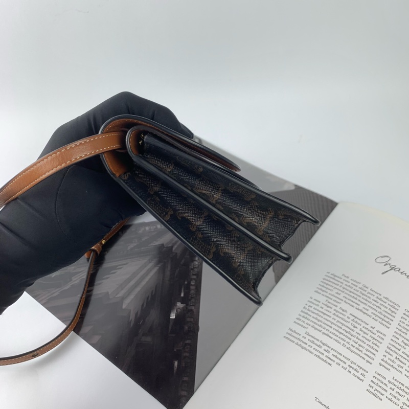 Celine woc信封包-4