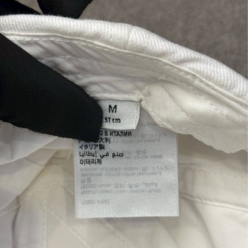 巴黎世家蘋果缺角帽-5