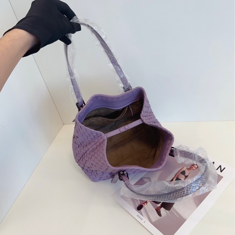 【98新🆕】BV 淺紫色💜經典編織 鏤空蝴蝶 蜥蜴壓紋手提 小托特tote 手提包-9